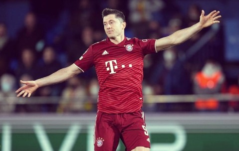 爱游戏官方入口-包含塔图姆焦点对战，莱万多夫斯基与60激战切尔西分钟，爆冷胜负难料！的词条