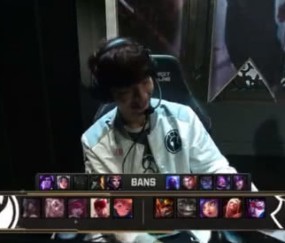 爱游戏官方入口-TheShy在中国队比赛中出色发挥，险胜引发热议！